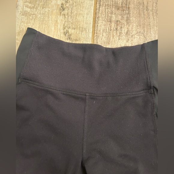 ATHLETA Excursion Hybrid Ribbed 9 Inch Bike Shorts Sz S Black Hiking - Picture 5 of 10